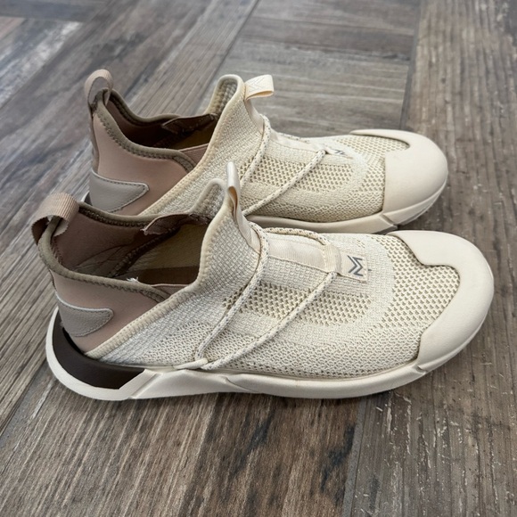 MUVEZ Dual Sole Indoor Outdoor Slippers Women’s 8 Men’s 7 - Picture 5 of 10